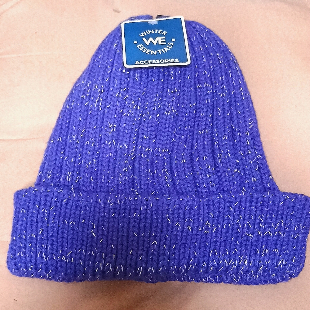 Winter Essentials (WE) Women's Winter Hat One Size (NWT) Blue Purple